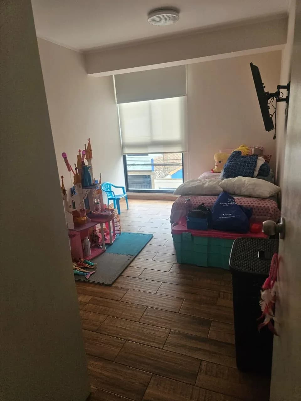 DEPARTAMENTO CON COCHERA DE 2 DORMITORIOS, AMOBLADO EN MIRAFLORES – foto 5