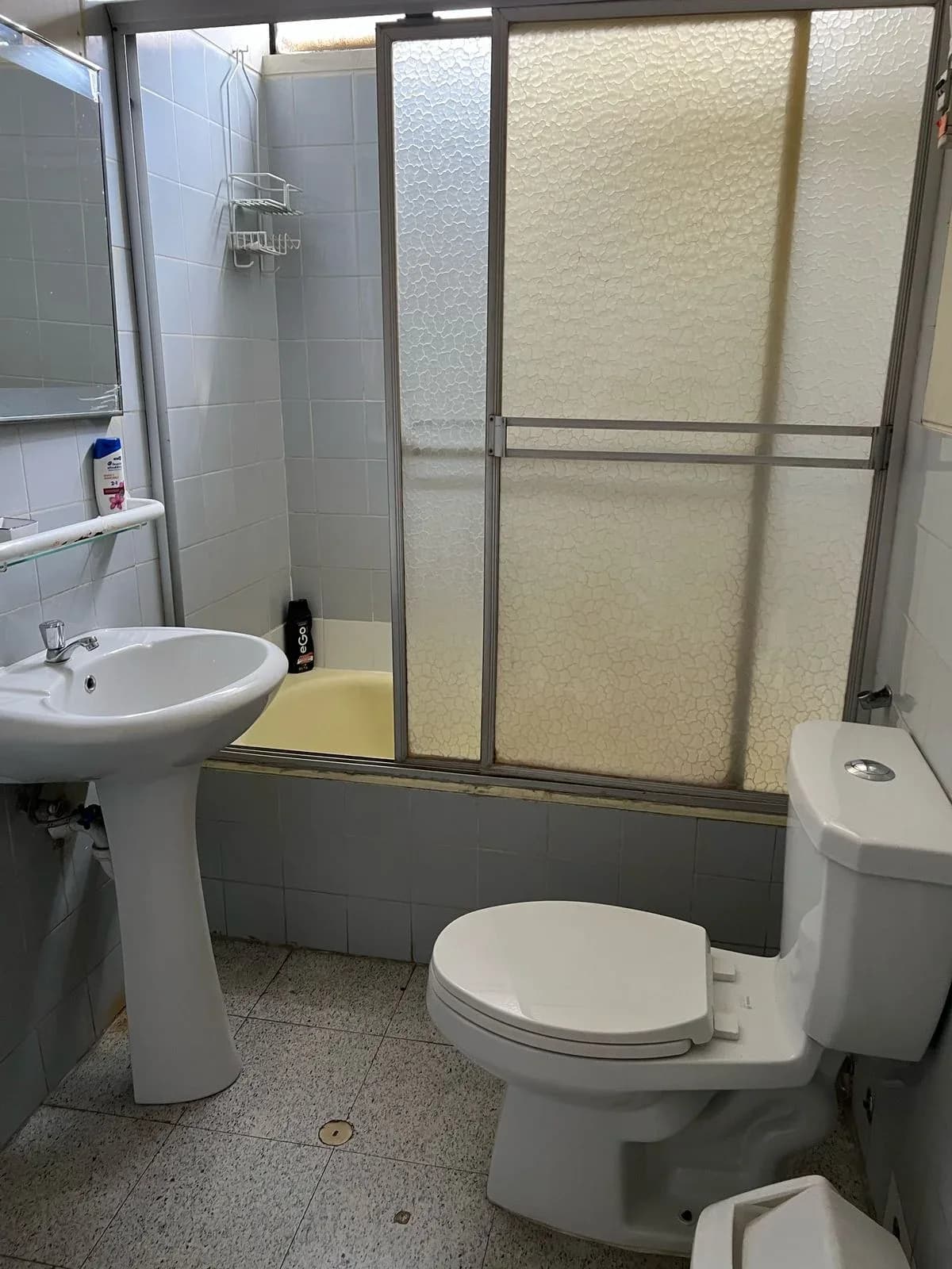 VENDO CASA POR REMODELAR EN URBANIZACION SANTA FELICIA LA MOLINA – foto 3
