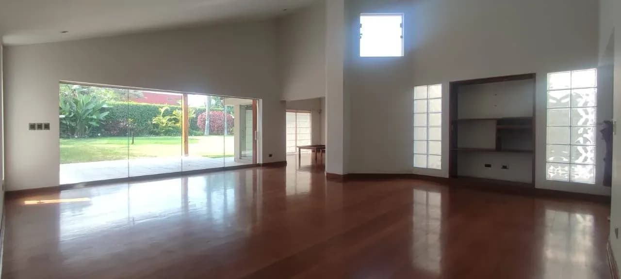 VENTA DE CASA EN LA MOLINA – foto 3