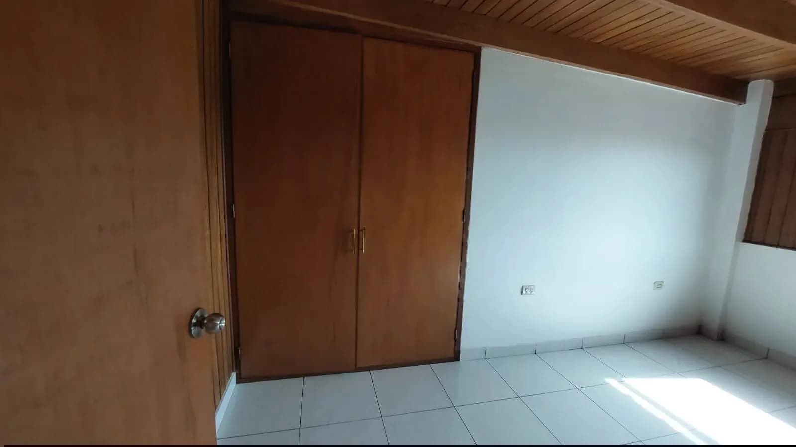 DEPARTAMENTO EN VENTA EN LA MOLINA – foto 3
