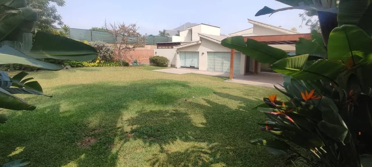 VENTA DE CASA EN LA MOLINA