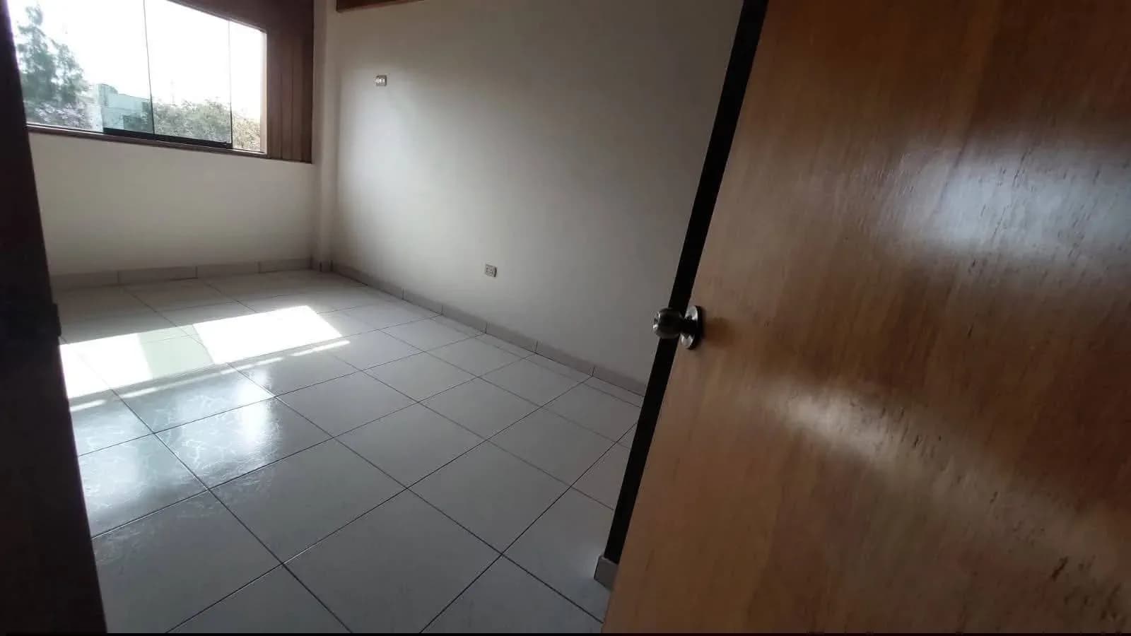DEPARTAMENTO EN VENTA EN LA MOLINA – foto 2