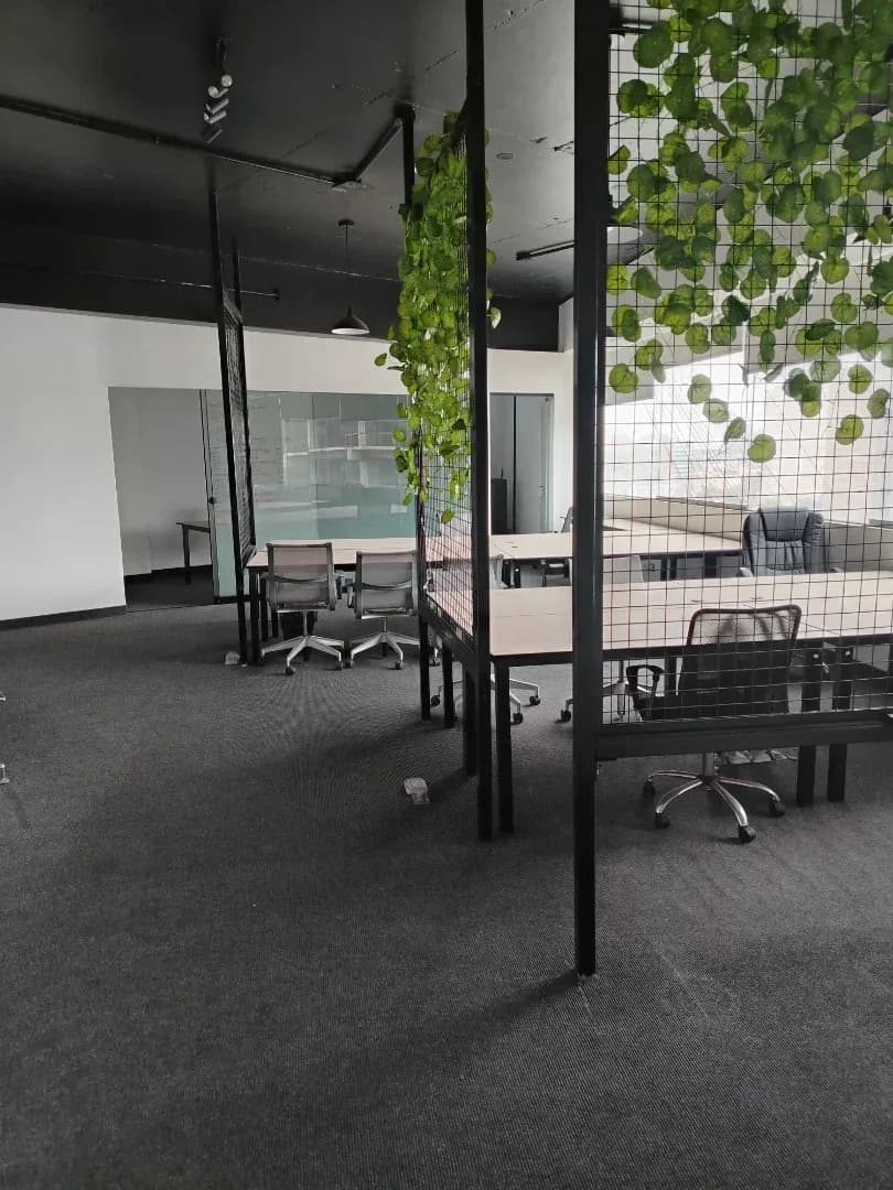 Alquiler de oficina implementada y amoblada en San Isidro – foto 4