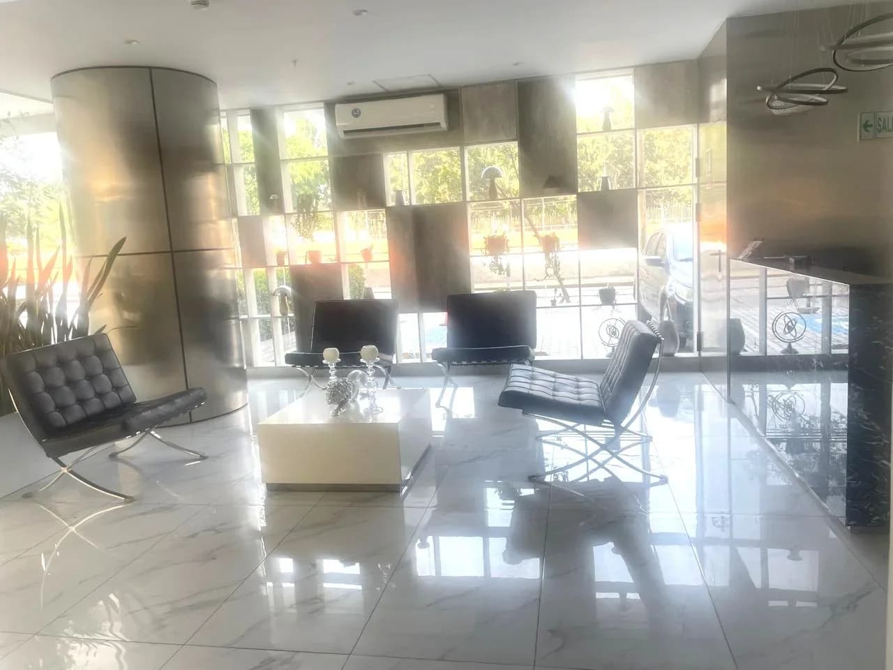 Se ALQUILA OFICINA en MODERNO EDIFICIO en MIRAFLORES A 1 cuadra de la Via Expresa – foto 7