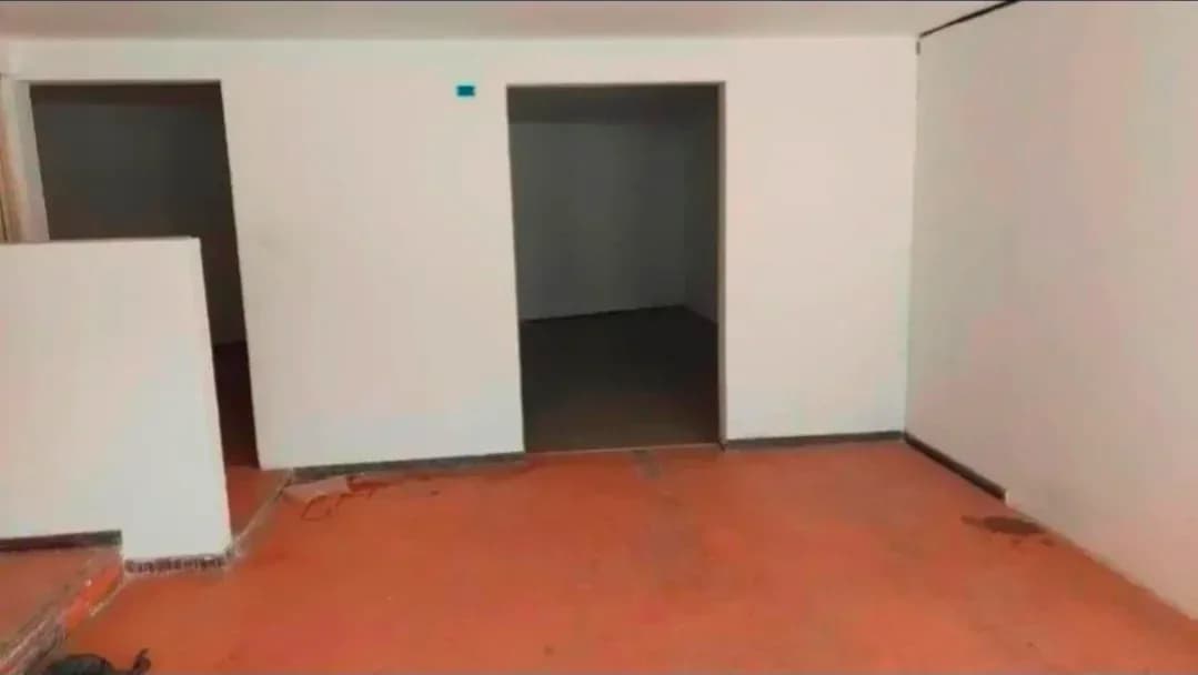 Taller o Almacén de 1,611 m^2 en Ate | Salida Directa a Av. Separadora Industrial