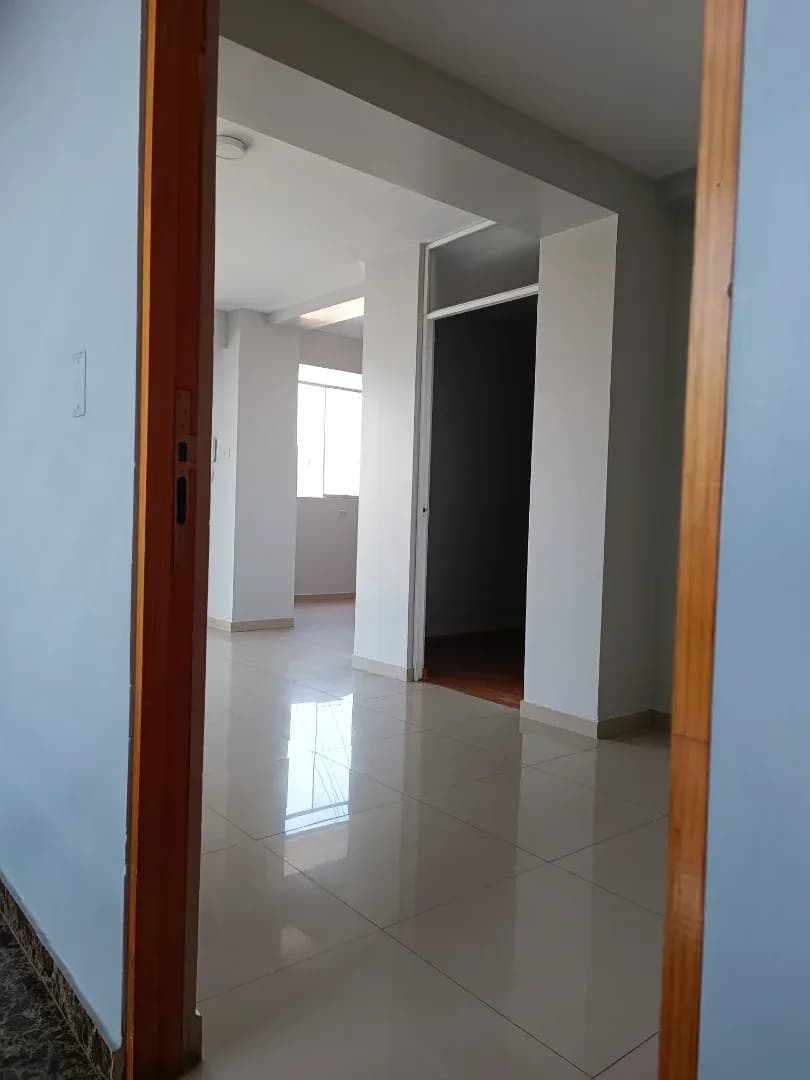 Oportunidad: Departamento Moderno en Remate - Urb. Zárate, SJL – foto 3
