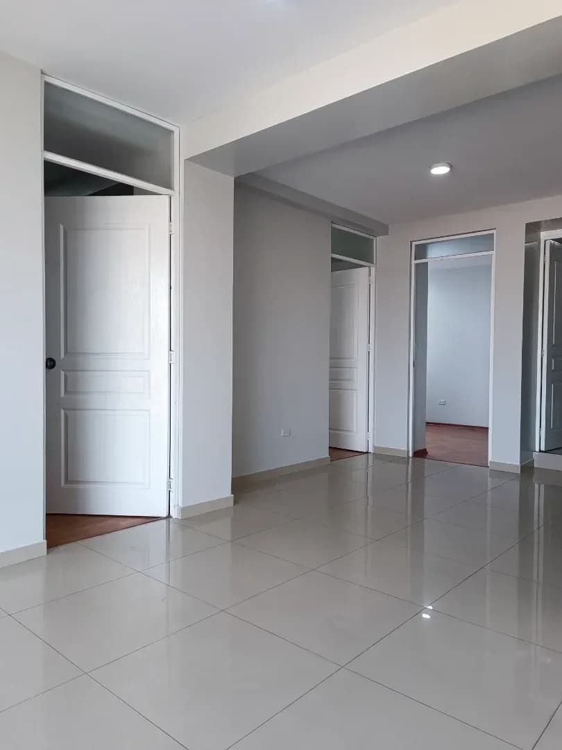 Oportunidad: Departamento Moderno en Remate - Urb. Zárate, SJL – foto 9