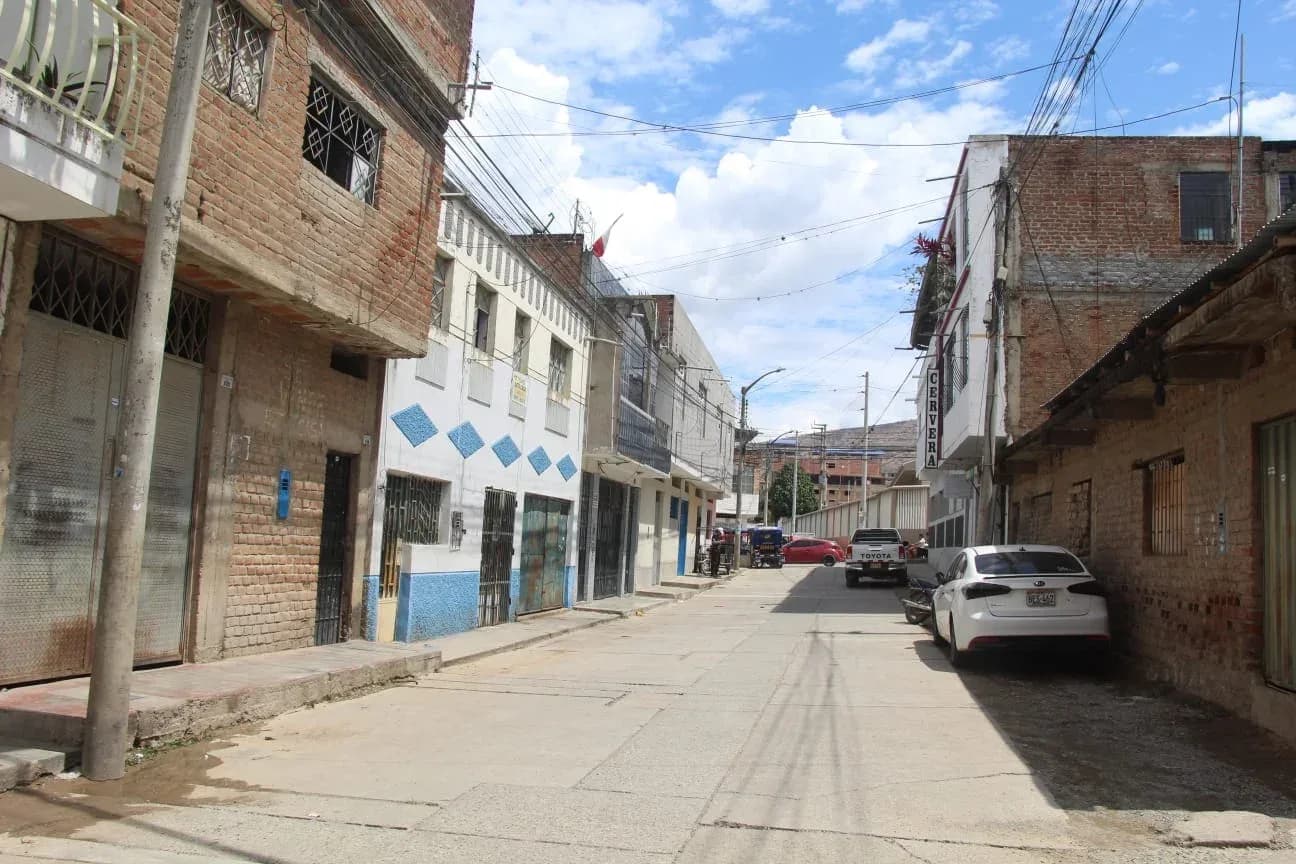 De Ocasión en venta terreno urbano en Jaén area 270 m2 – foto 2