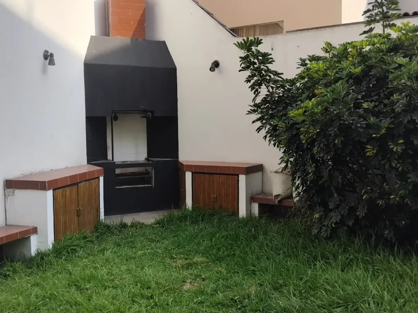 Alquilo Moderno departamento 200m2 Monterrico cerca Av. El polo 1er piso. Jardines – foto 6