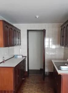 Amplio Departamento de 90 m² + Cochera y Depósito en Av. La Merced Cdra. 7 – Surco – foto 5
