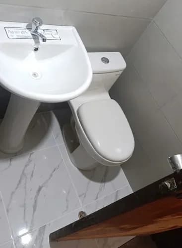 Amplio Departamento de 90 m² + Cochera y Depósito en Av. La Merced Cdra. 7 – Surco – foto 6