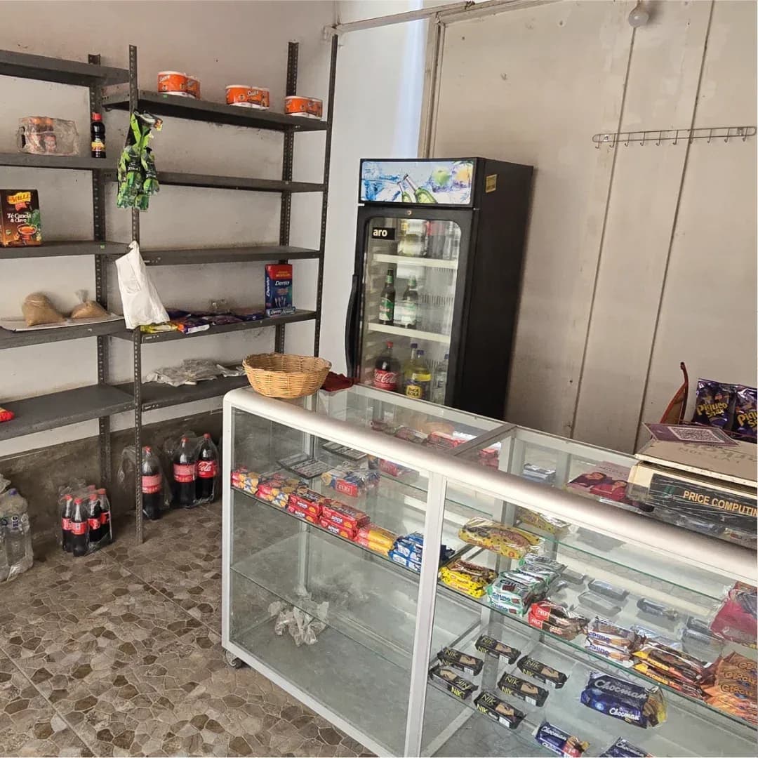 CASA 2 PISOS EN VENTA 250 M2 CALLE SANTA CATALINA – CIENEGUILLA – foto 3