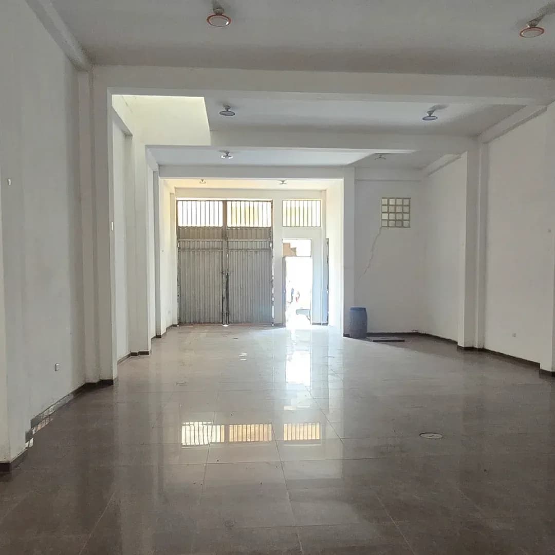 CASA 3 PISOS + AZOTEA EN VENTA 150 M2 CARAPONGO – LURIGANCHO – foto 4