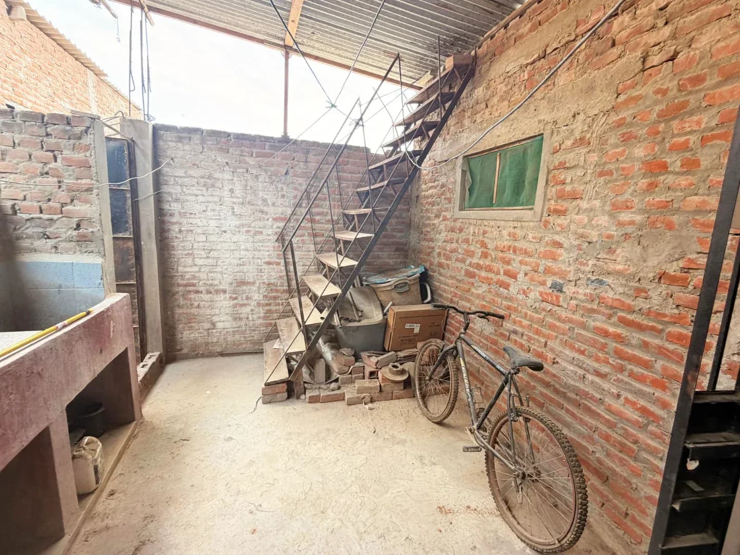 CASA 2 PISOS EN VENTA 178 M2 DISTRITO 26 OCTUBRE – PIURA – foto 8