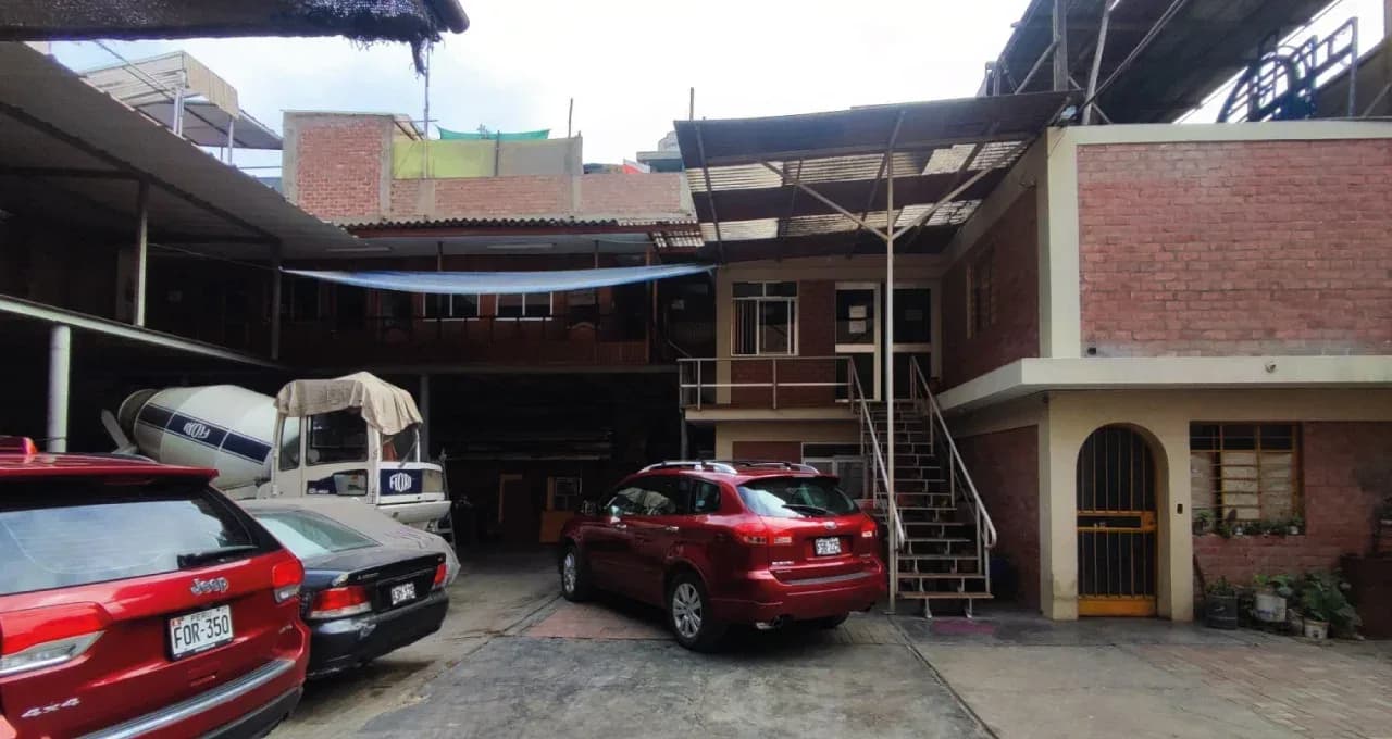 LOCAL TERRENO EN VENTA 360 M2 CALLE LAS AZUCENAS – SANTA ANITA – foto 6