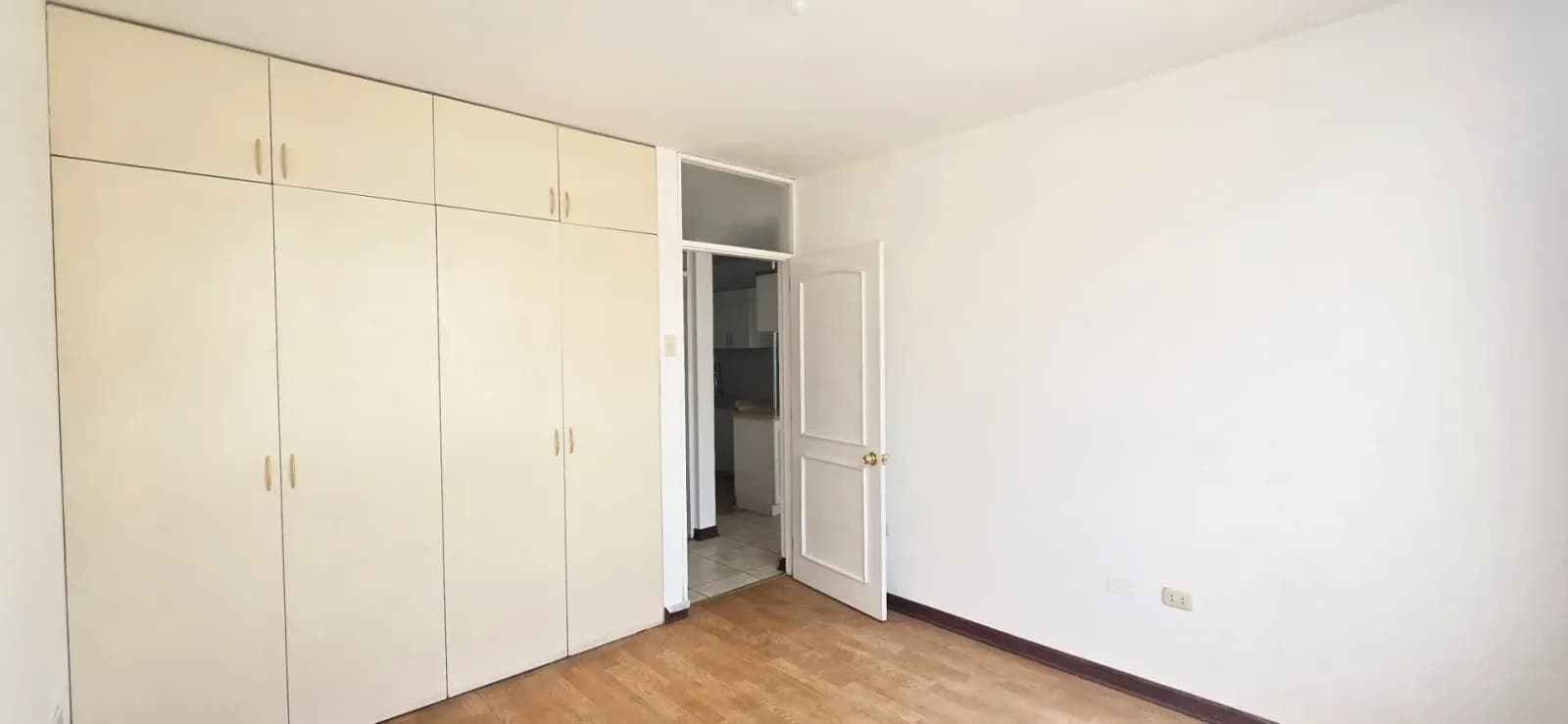 DEPARTAMENTOS EN VENTA 75 M2 URB. ALPAMAYO - ATE – foto 7