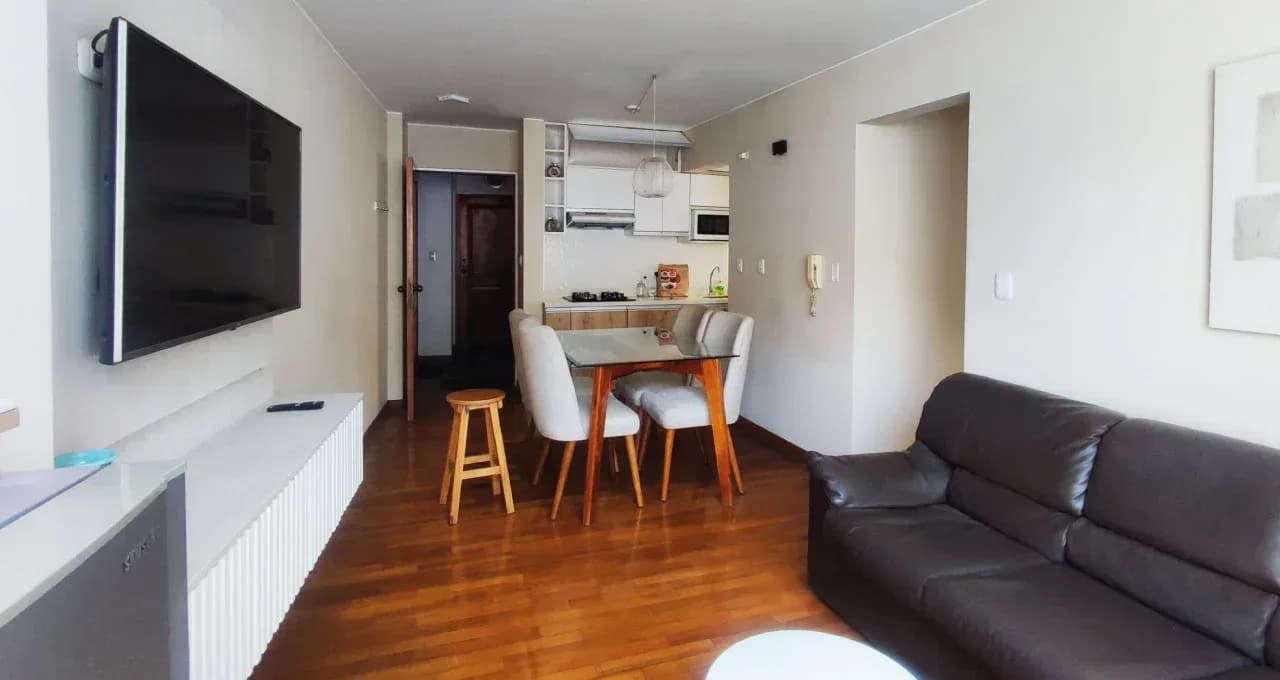 DEPARTAMENTO DUPLEX 5TO PISO EN VENTA 90 M2 URB FUNDO MONTERRICO CHICO – SURCO – foto 3