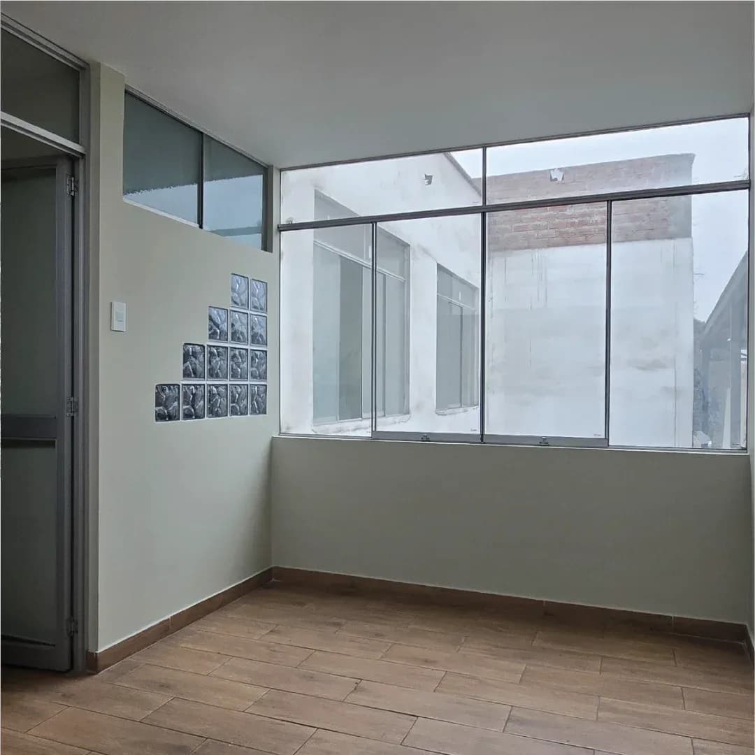 DEPARTAMENTO 5TO PISO EN VENTA 134 M2 URB. SANTA ROSITA – ATE – foto 7