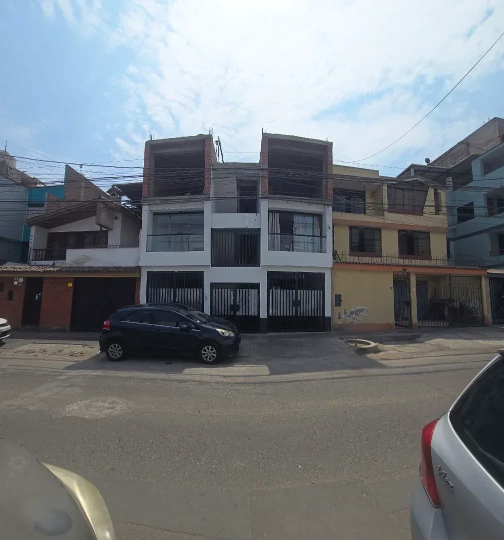 DEPARTAMENTOS EN VENTA 73 M2 CALLE BRUSELAS - ATE