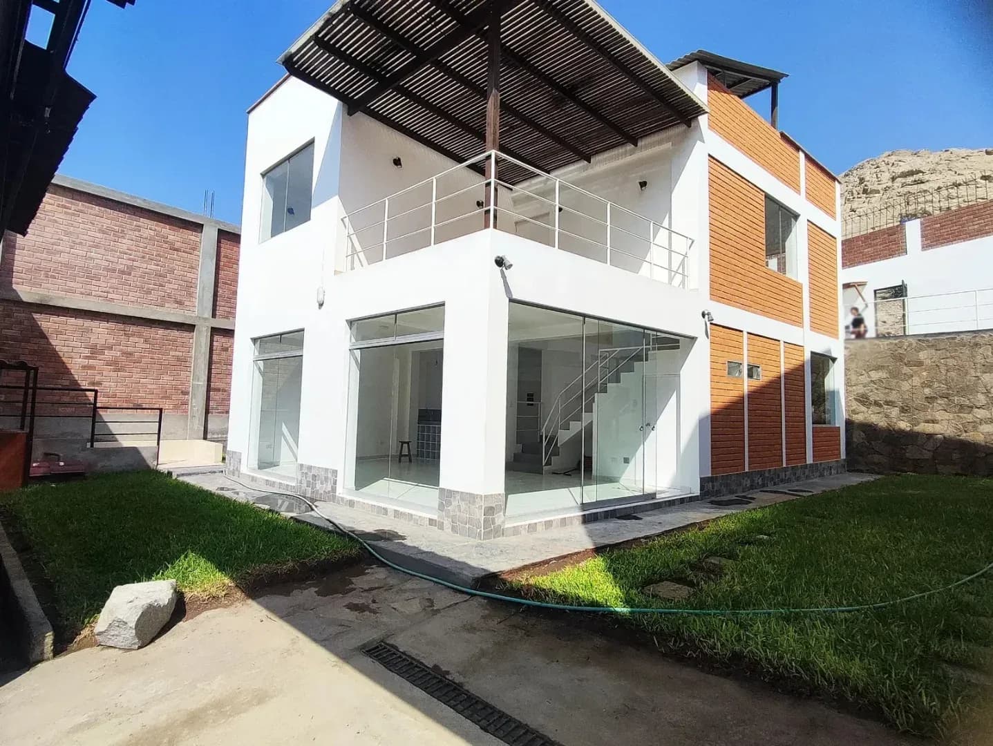 CASA DE 3 DUPLEX EN VENTA 623 M2 URB. VILLA TOLEDO – CIENEGUILLA – foto 4