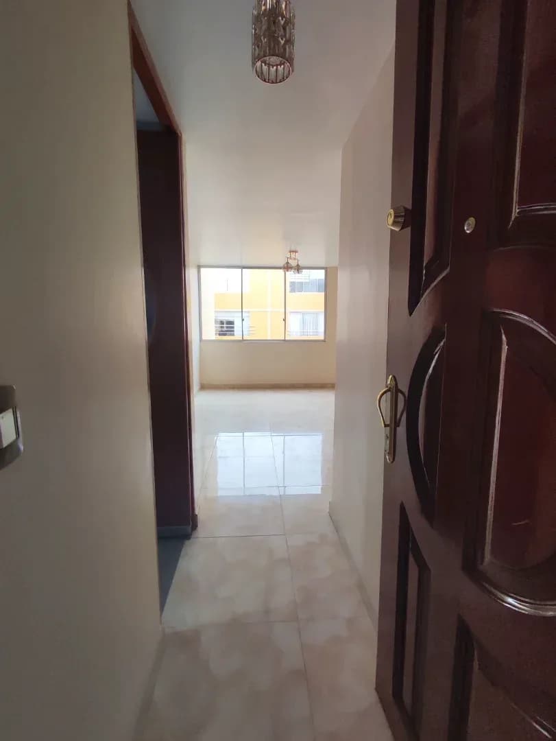 DEPARTAMENTO 2DO PISO EN VENTA 62 M2 CONDOMINIO LOS SAUCES – EL AGUSTINO – foto 3