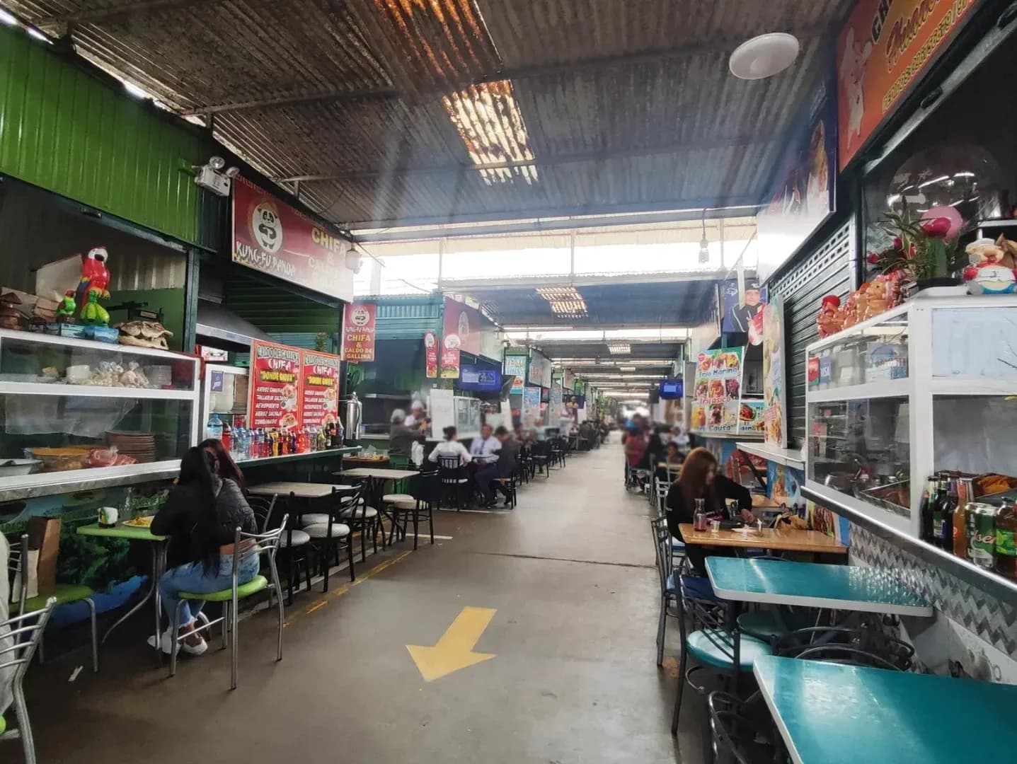LOCAL COMERCIAL EN VENTA 4 M2 CENTRO COMERCIAL PLAZA JOSFEL – ATE – foto 9
