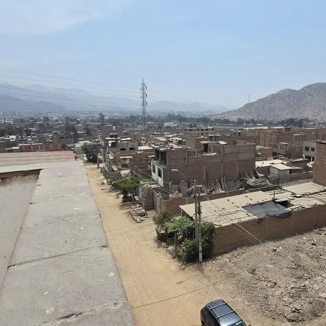 CASA 3 PISOS + AZOTEA EN VENTA 150 M2 CARAPONGO – LURIGANCHO – foto 10