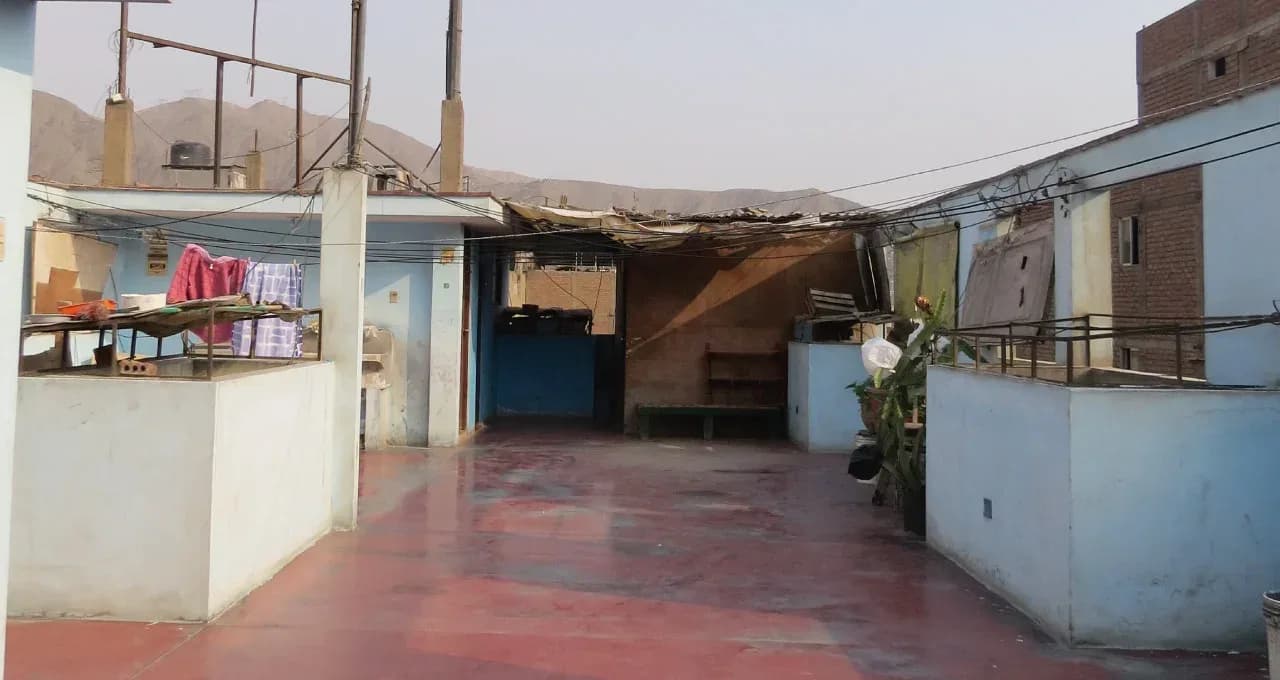 HOTEL 4 PISOS EN VENTA 153 M2 AV. CARAPONGO – LURIGANCHO – foto 8