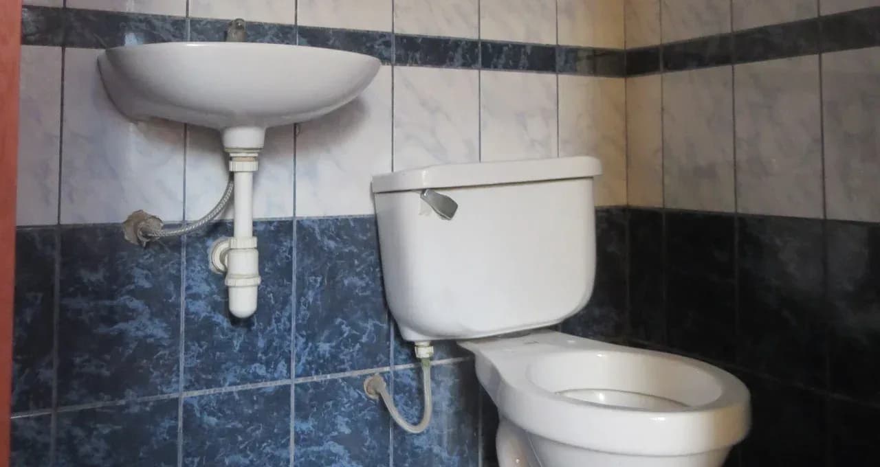 HOTEL 4 PISOS EN VENTA 153 M2 AV. CARAPONGO – LURIGANCHO – foto 6