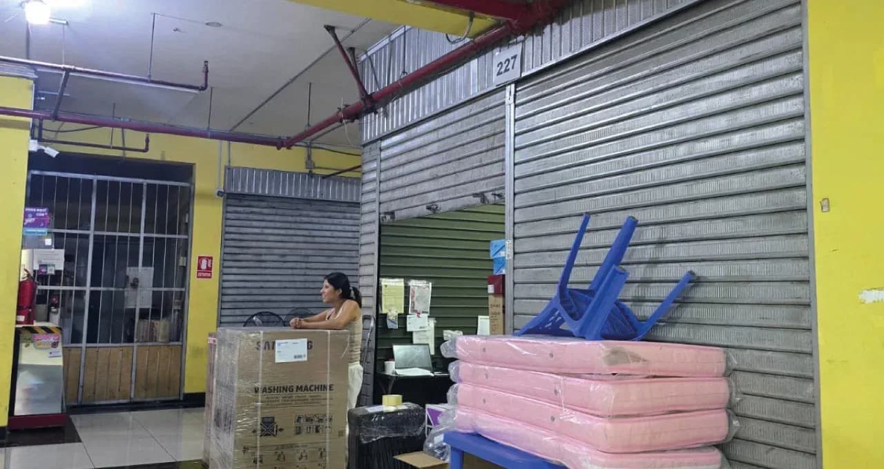 LOCAL COMERCIAL EN VENTA 5 M2 CC IMPERIO PLAZA - CERCADO DE LIMA – foto 4