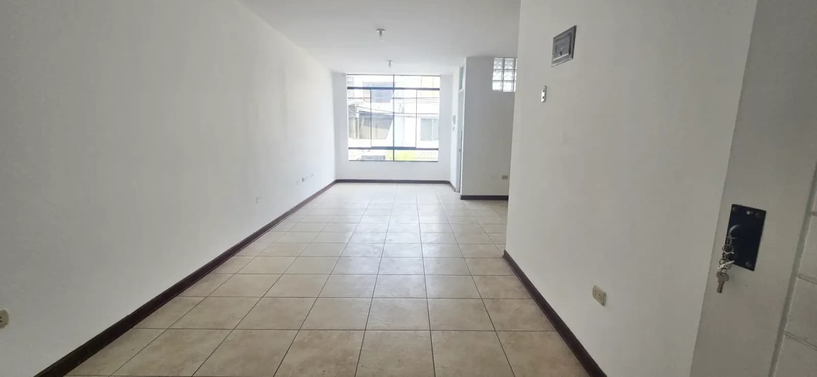 DEPARTAMENTOS EN VENTA 75 M2 URB. ALPAMAYO - ATE – foto 3