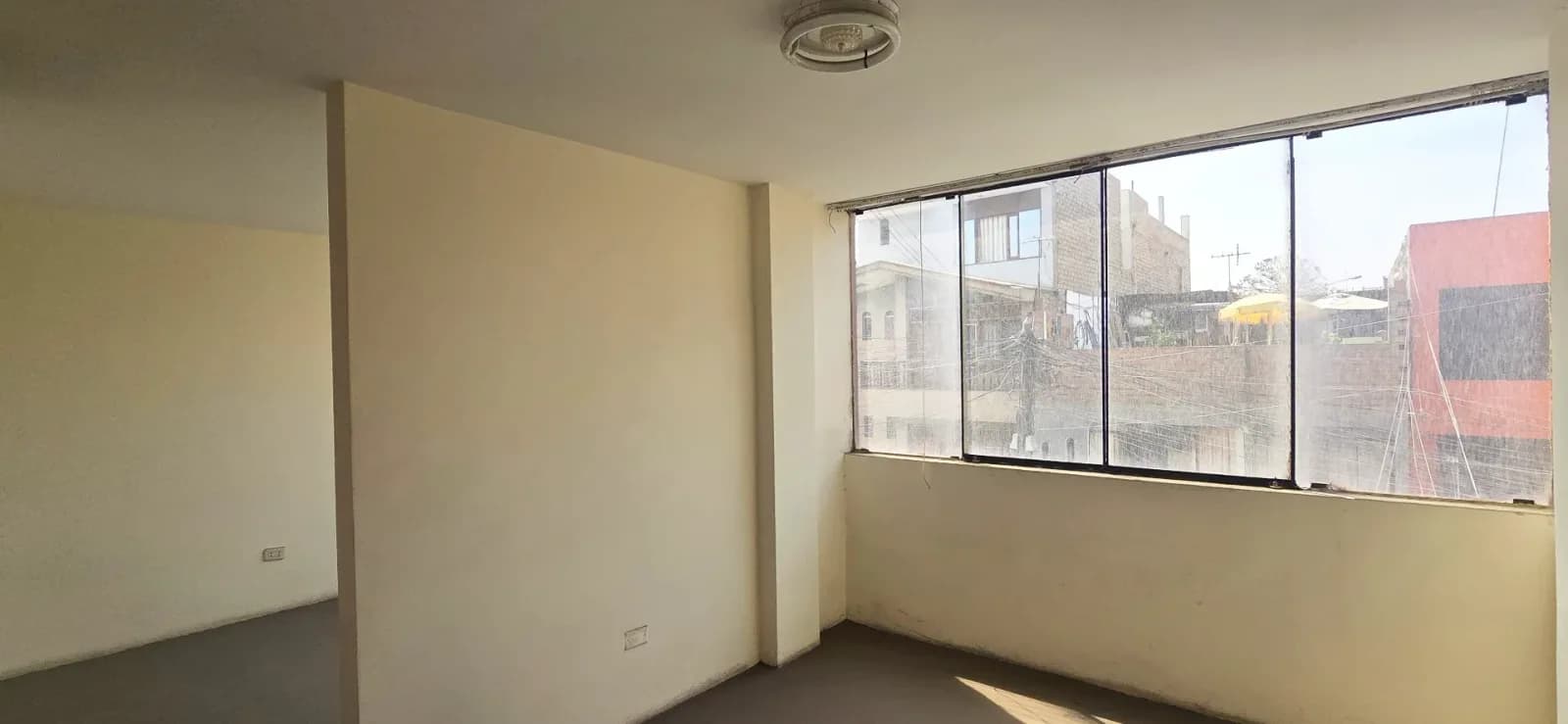 EDIFICIO EN VENTA 120 M2 URB. PALAO 4TA ETAPA - SAN MARTÍN DE PORRES – foto 2