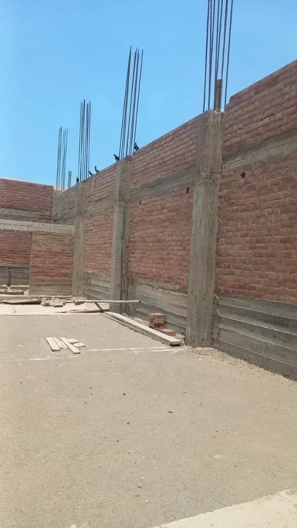 Gran terreno 300 M2 LOMAS DE ANCON – foto 4
