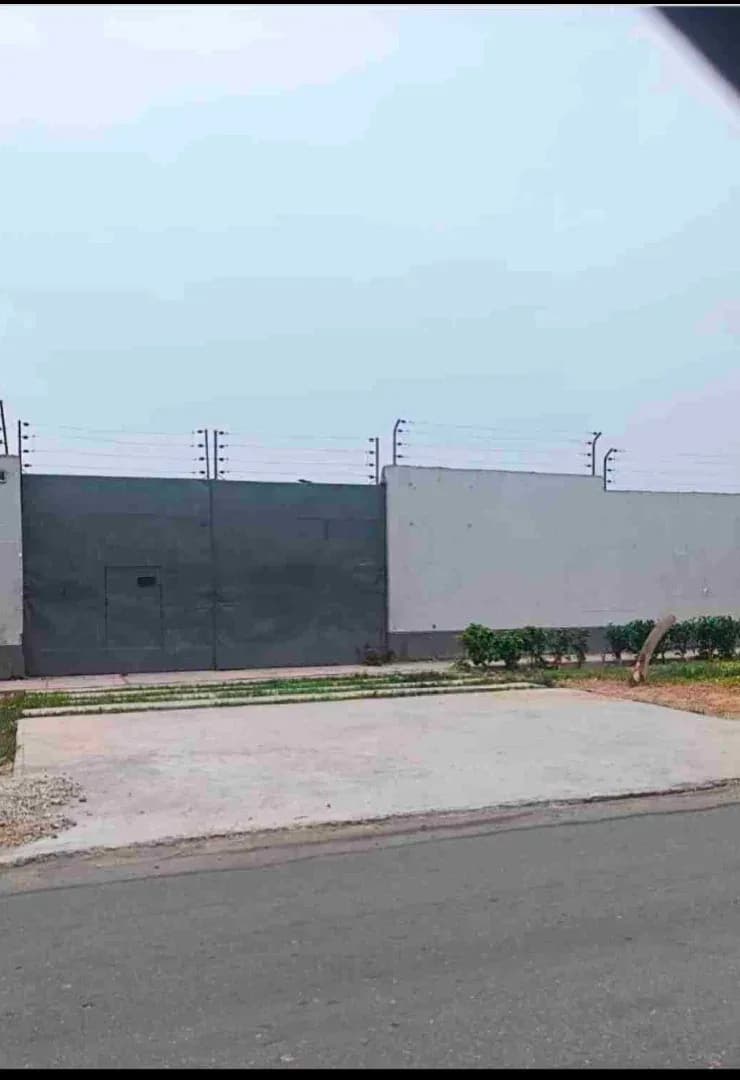 Alquiler de Local Industrial en Ate 1,611 m² - Av. Separadora Industrial
