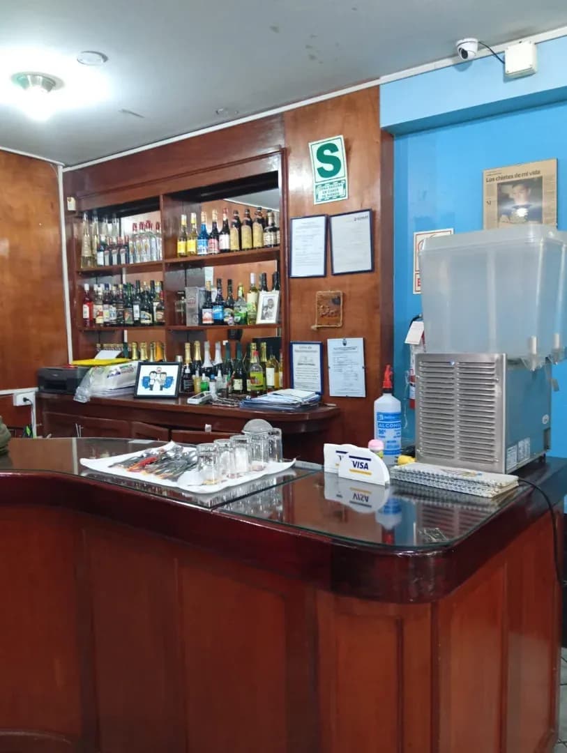 LOCAL COMERCIAL EN TRASPASO EN LINCE