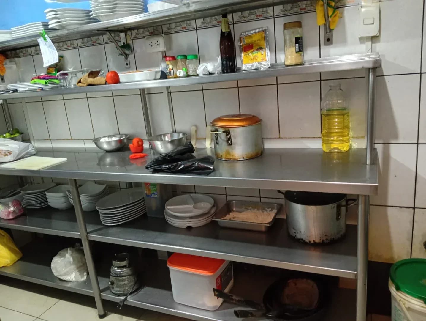 LOCAL COMERCIAL EN TRASPASO EN LINCE – foto 5