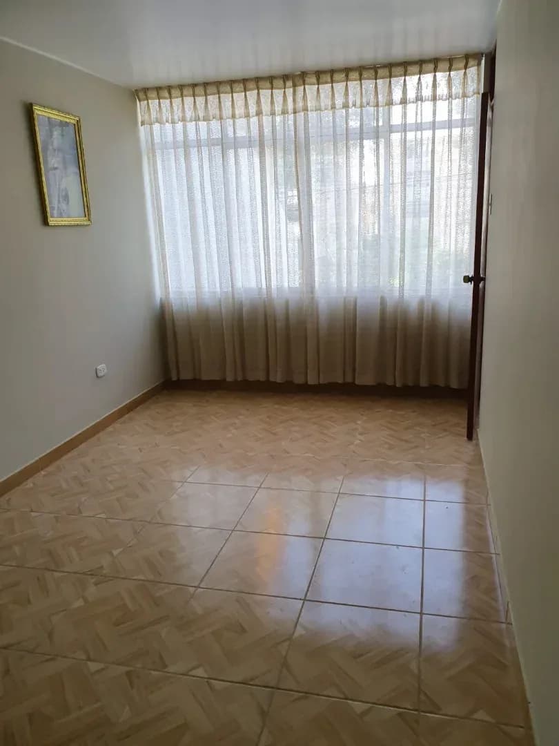Se alquila oficina administrativa – foto 10