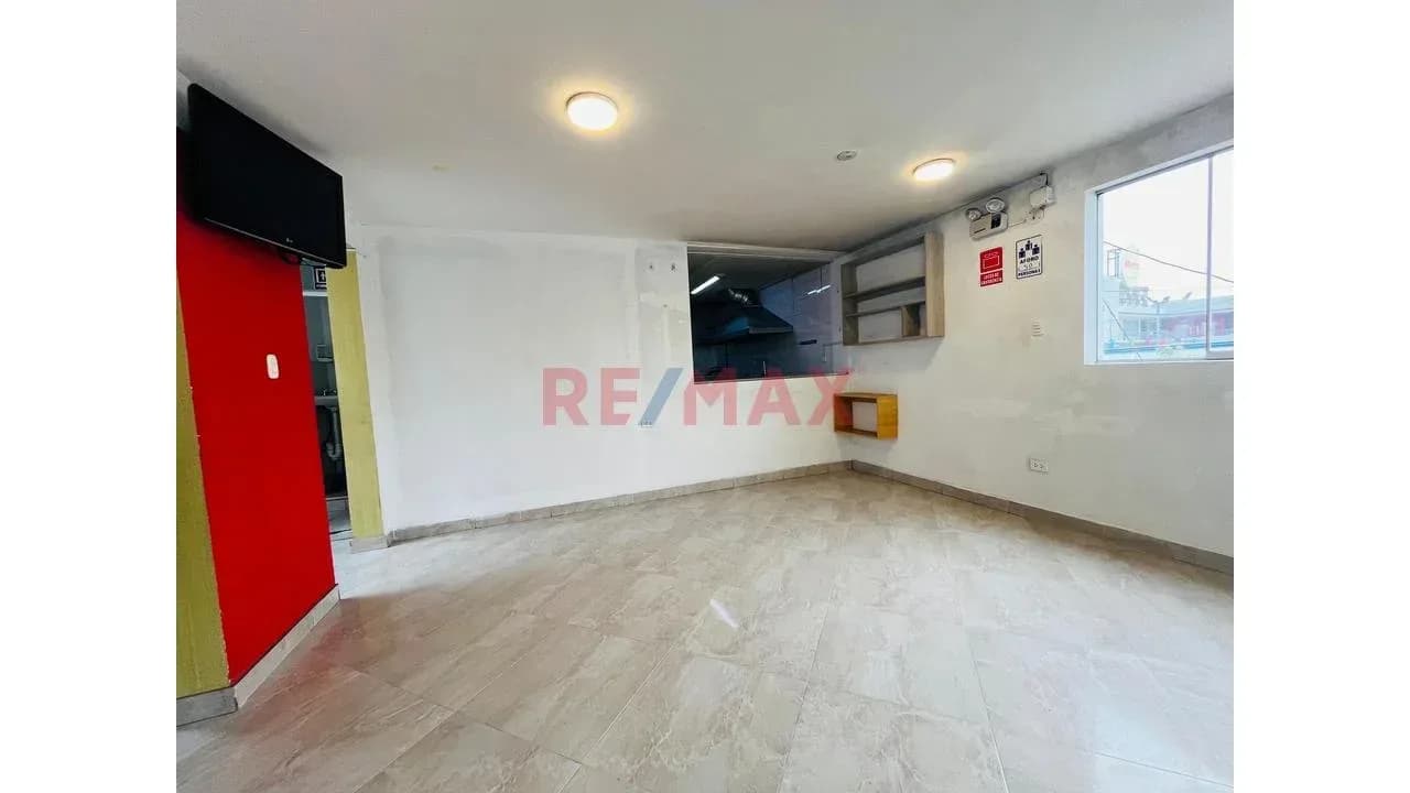 Alquiler Local Comercial En 2do Piso - Av. Mansiche - Frente Al P.mall