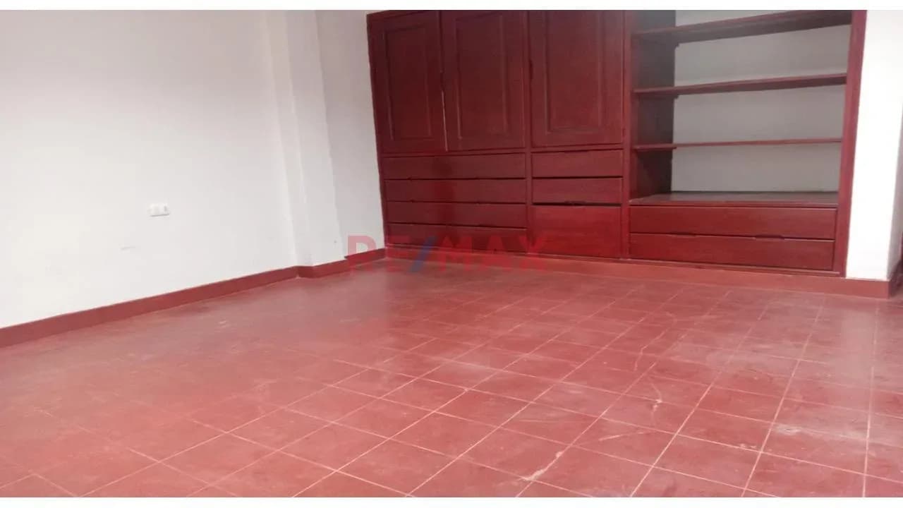 Alquilo Mini Departamento En Urb San Salvador 1er Piso – foto 2