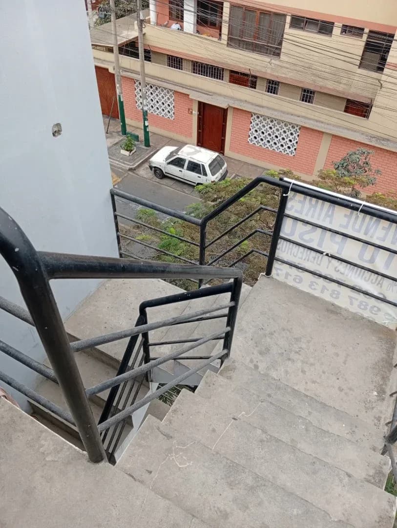 VENTA DE AIRES INDEPENDIZADOS CON AVANCE DE CONSTRUCCIÓN – LA CALERA, SURQUILLO – foto 3