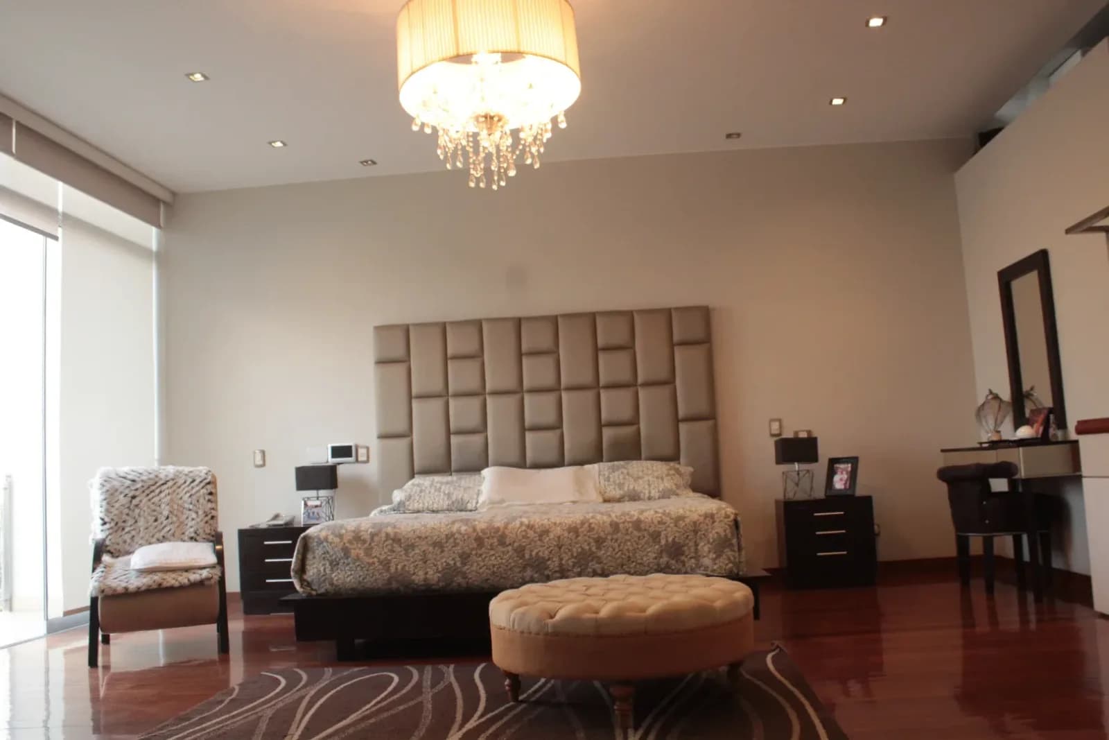 CASA DE LUJO EN MIRAFLORES - PISCINA - 5 Dorm. - US$1.29M – foto 6