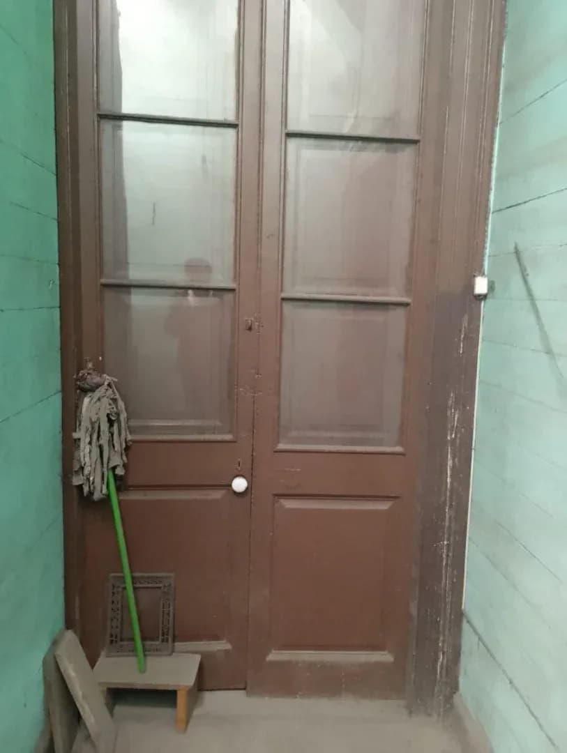 Venta de Inmueble Comercial / Almacén– Excelente Ubicación en Cercado Propiedad de Dos Niveles. Con gran potencial comercial, ubicada en una zona estratégica y de alto tránsito. Ideal para inversionistas, comercio, oficinas, almacén o vivienda con negocio – foto 10