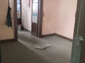 Venta de Inmueble Comercial / Almacén– Excelente Ubicación en Cercado Propiedad de Dos Niveles. Con gran potencial comercial, ubicada en una zona estratégica y de alto tránsito. Ideal para inversionistas, comercio, oficinas, almacén o vivienda con negocio – foto 5