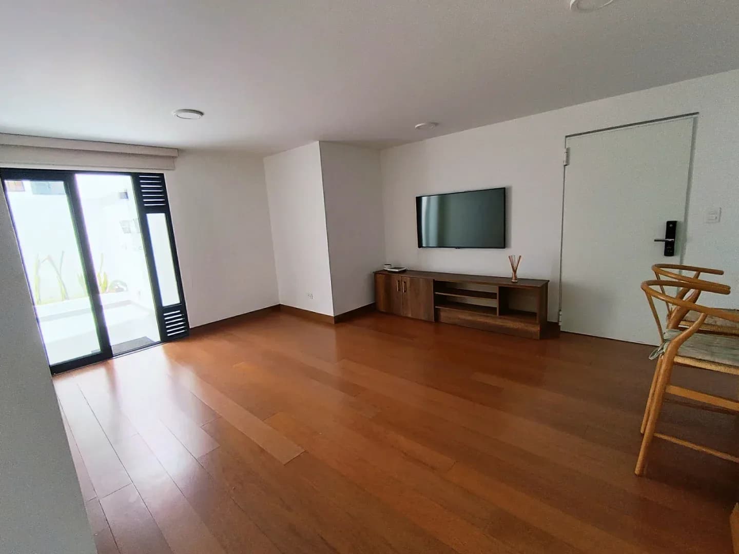 OCASIÓN !! DEPARTAMENTO 1ER PISO + TERRAZA !! – foto 3