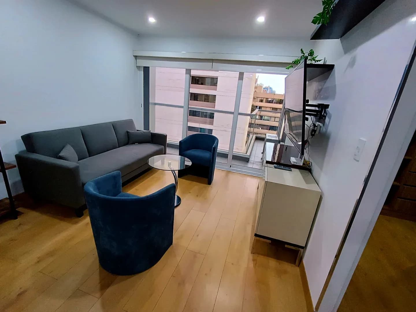 CÉNTRICO DEPARTAMENTO..AMOBLADO !! – foto 4
