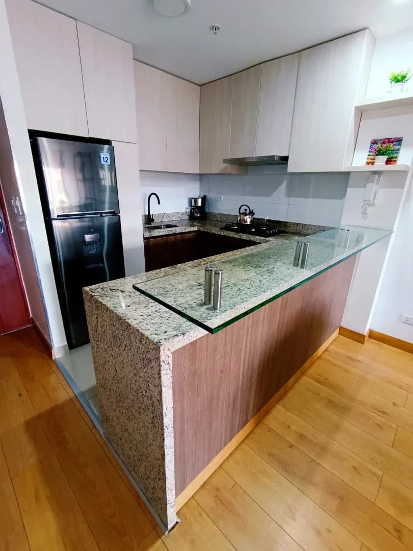 CÉNTRICO DEPARTAMENTO..AMOBLADO !! – foto 2