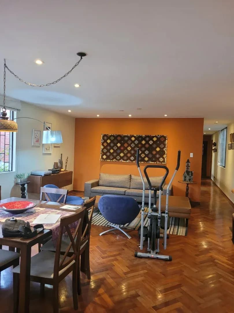 🏡 EN VENTA – AMPLIO DEPARTAMENTO EN SURCO, Alt. Cdra 11 de La Encalada – foto 10